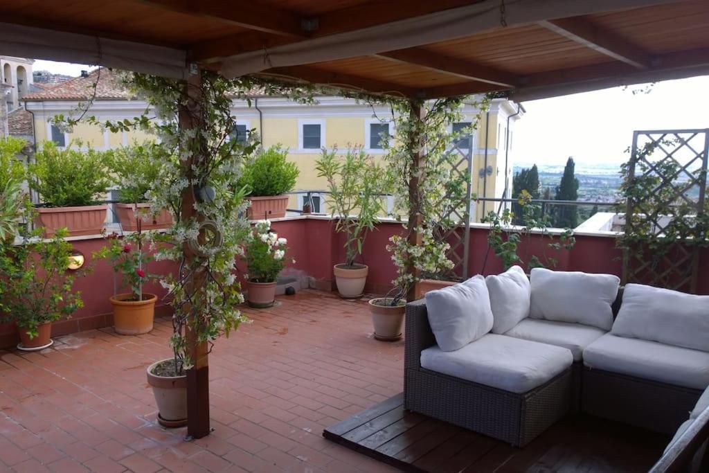 Apartamento Il Tramonto Su Tívoli Exterior foto